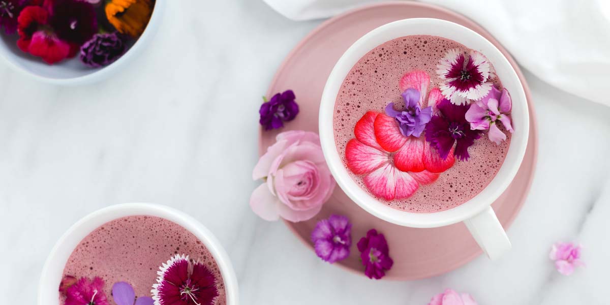 Meals I Can Make: Pink Pomegranate Rose Latte