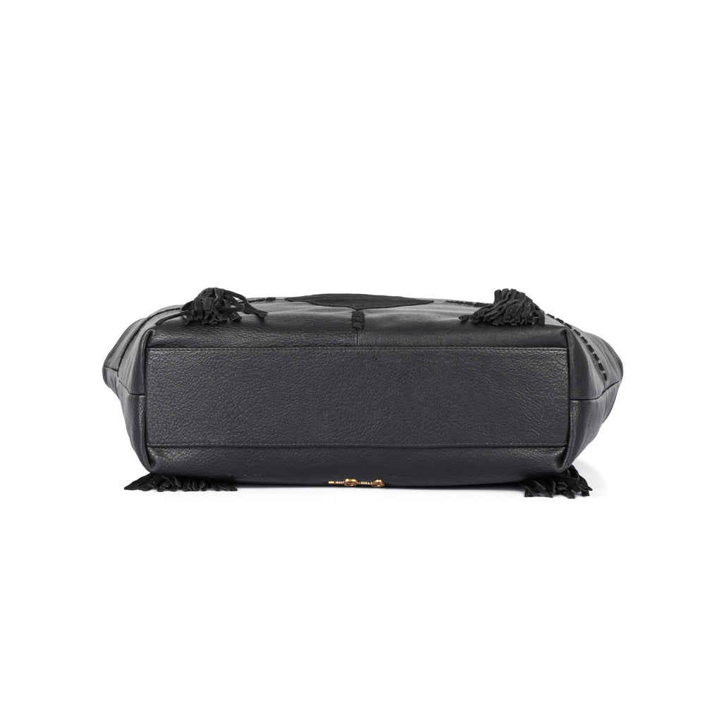 Darlene Tote in Meteorite