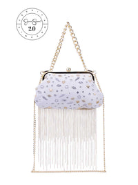 Jessica Simpson 2.0 Zoe Frame Clutch in Soft Ivory