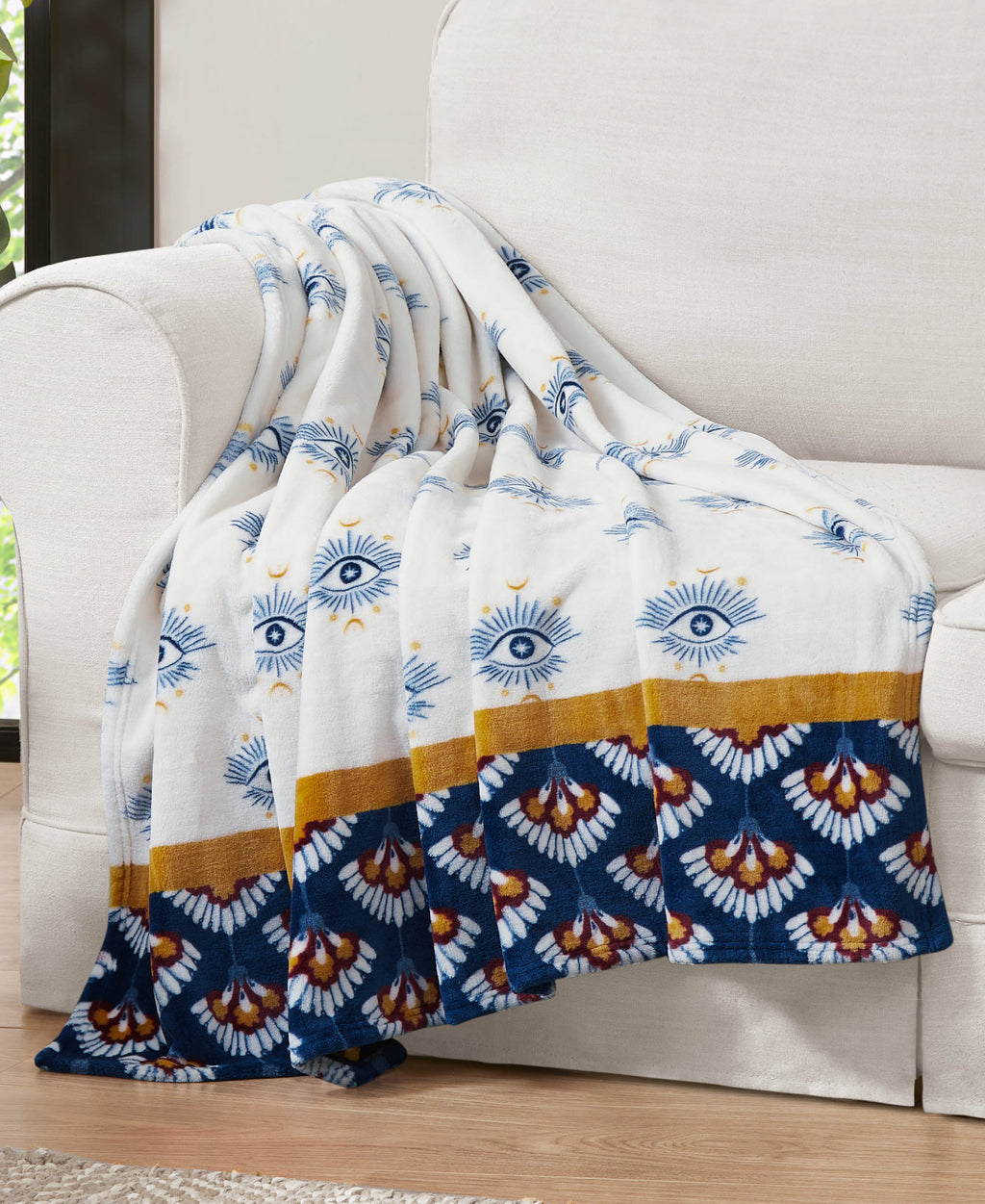 Celeste Plush Throw Plush in White & Navy