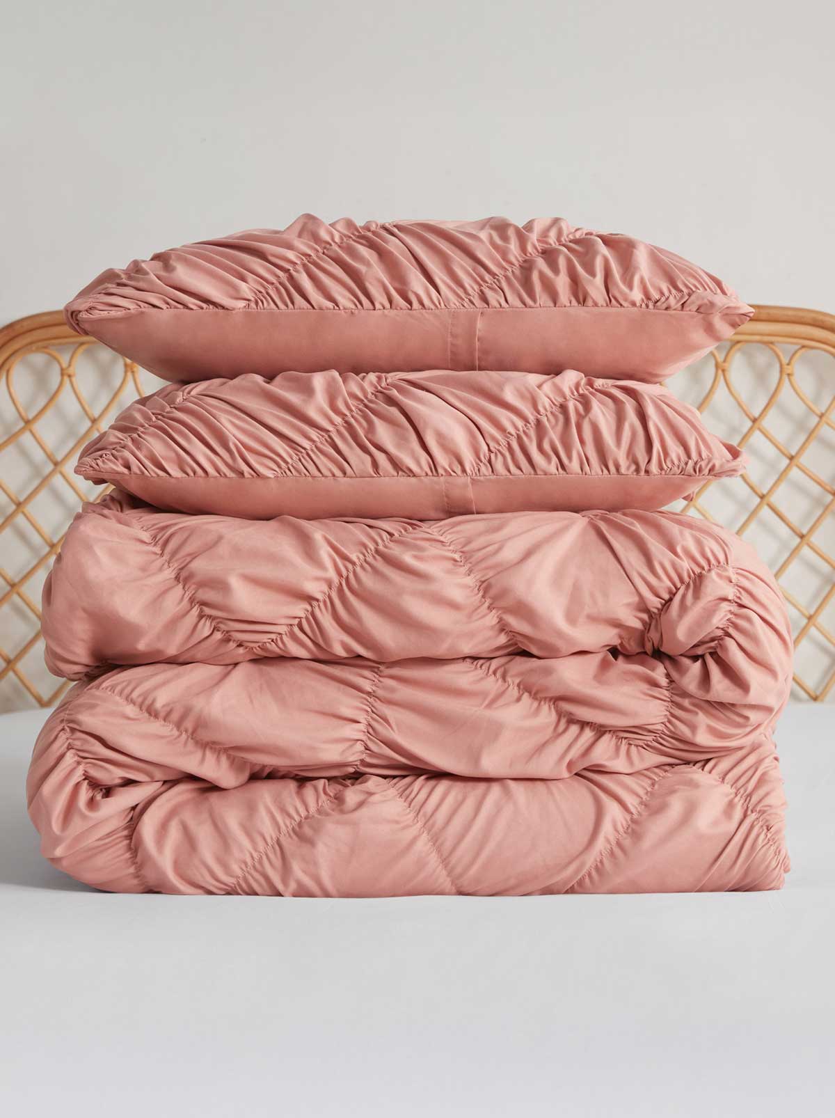 Emmy Textured Comforter Set in Antique Rose – Jessica Simpson