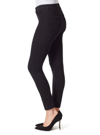 Kiss Me Skinny Jeans in Black