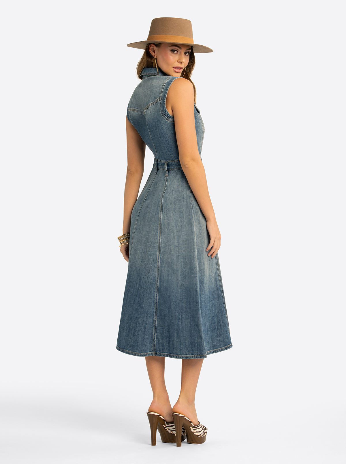 JS Jessica Simpson Denim Dress in Alderwood - 2X JS Jessica Simpson Denim Dress in Alderwood - 2X