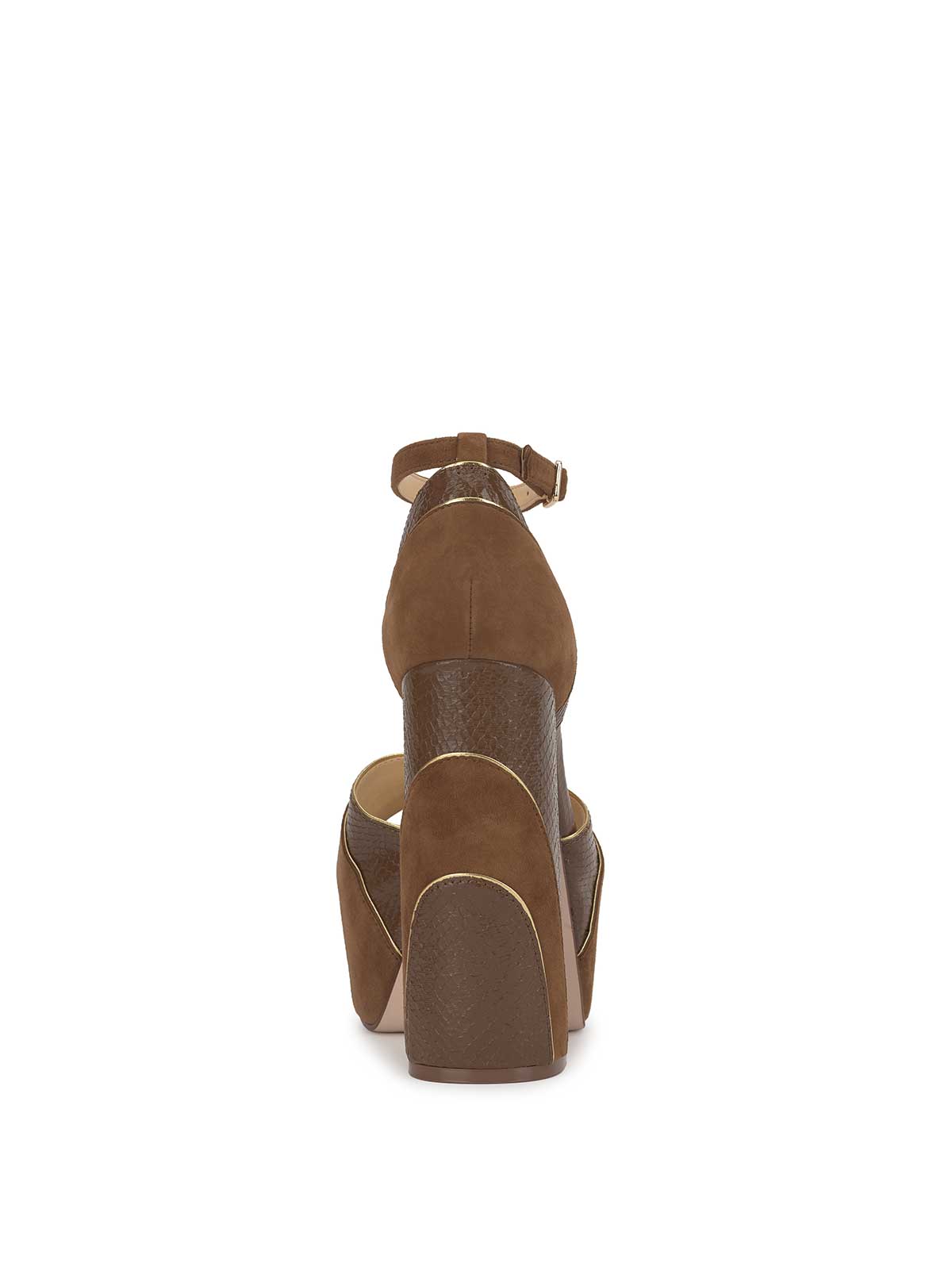 Avele Platform in Light Hickory – Jessica Simpson