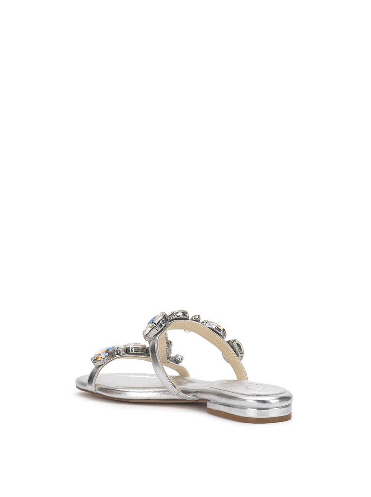Avimma Flat Sandal in Silver