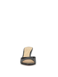 Bolir Wedge in Black