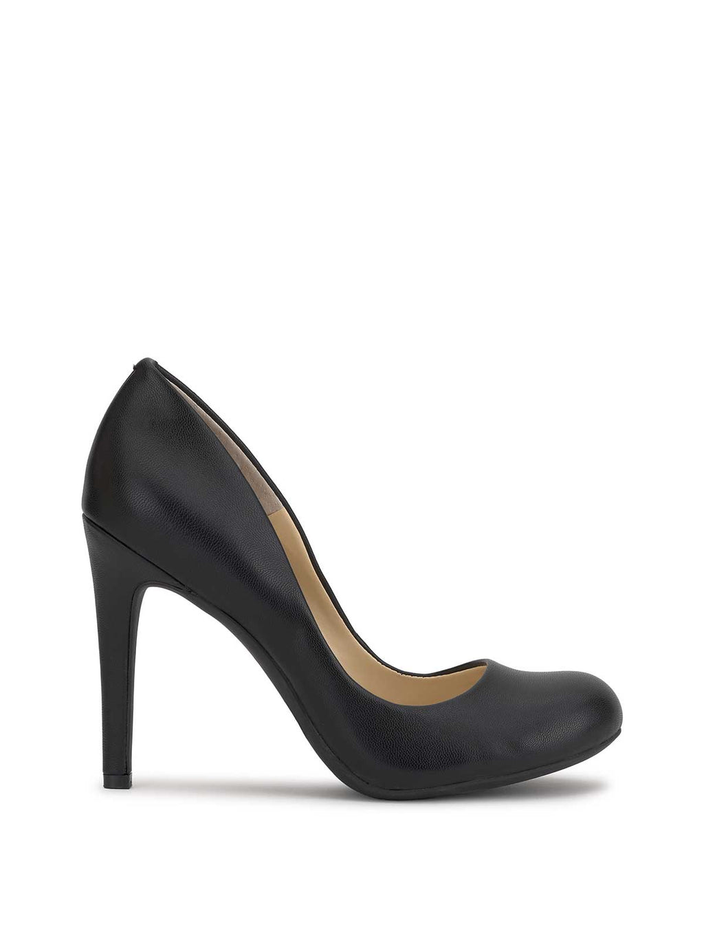 Calie Pump in Black