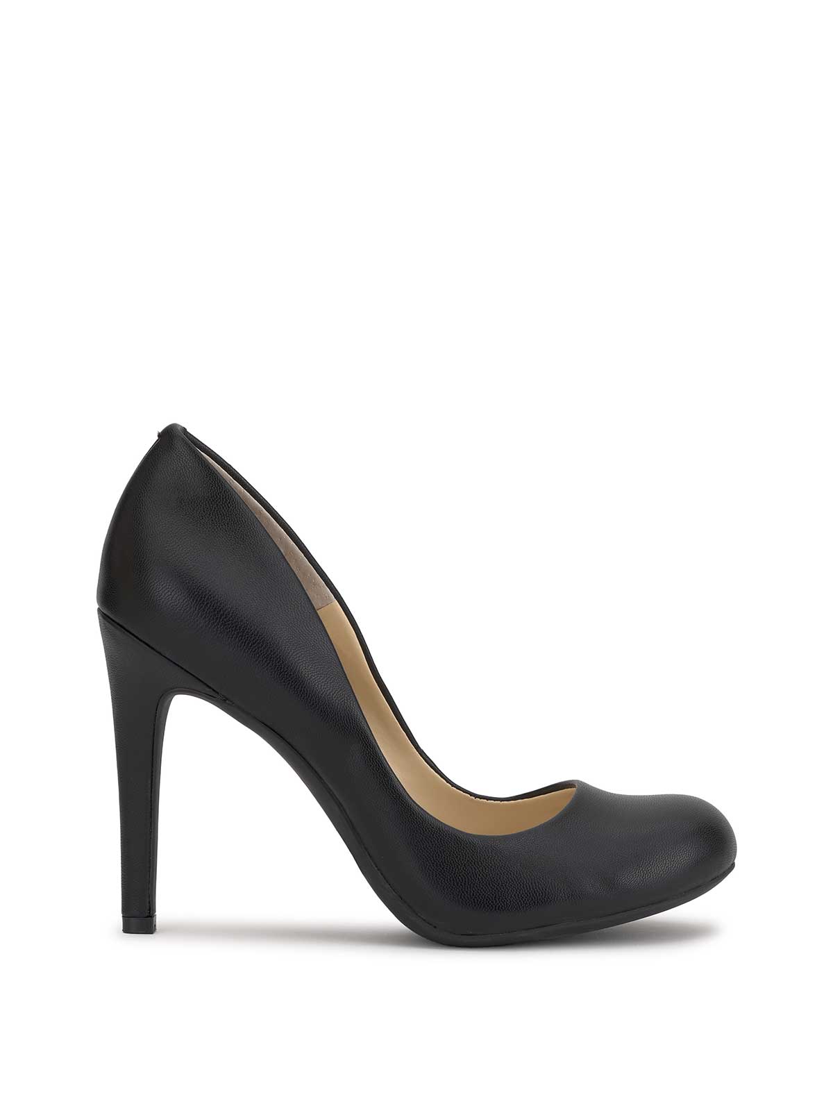 Calie Pump in Black