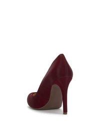 Calie Pump in Dark Cherry