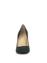 Calie Pump in Dark Pine