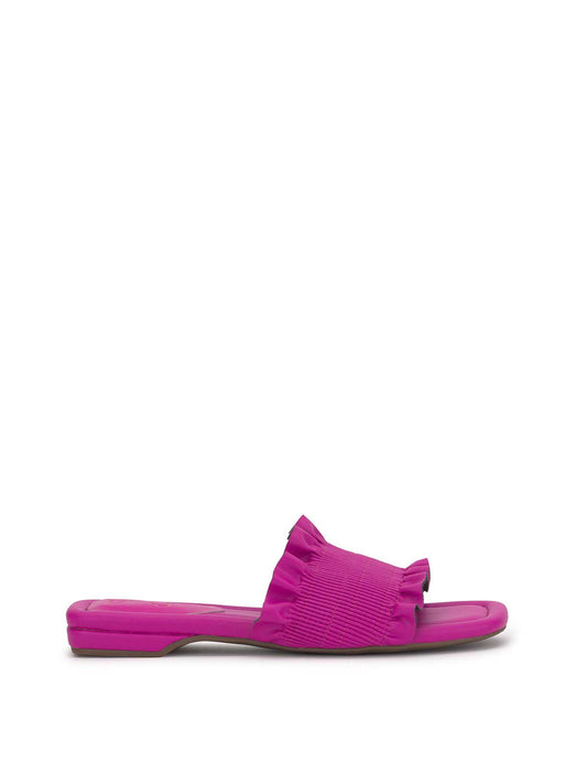 Camessa Smocked Sandal in Fuschia – Jessica Simpson