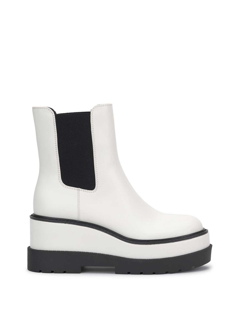 Ivean Platform Lug Boot in White – Jessica Simpson