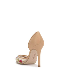 Prizma D'orsay Pump in Floral Mesh