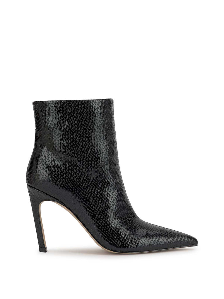 Wilonix Pointed Toe Bootie in Black