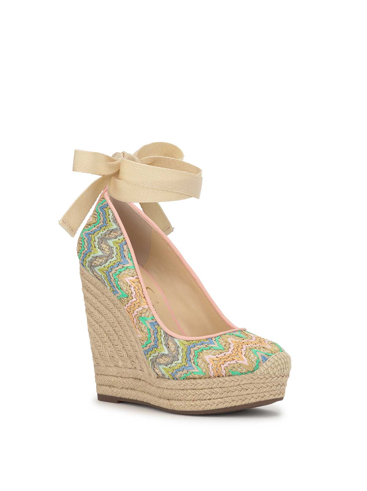 Zexie Platform Wedge in Raffia Chevron