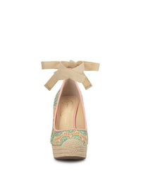 Zexie Platform Wedge in Raffia Chevron