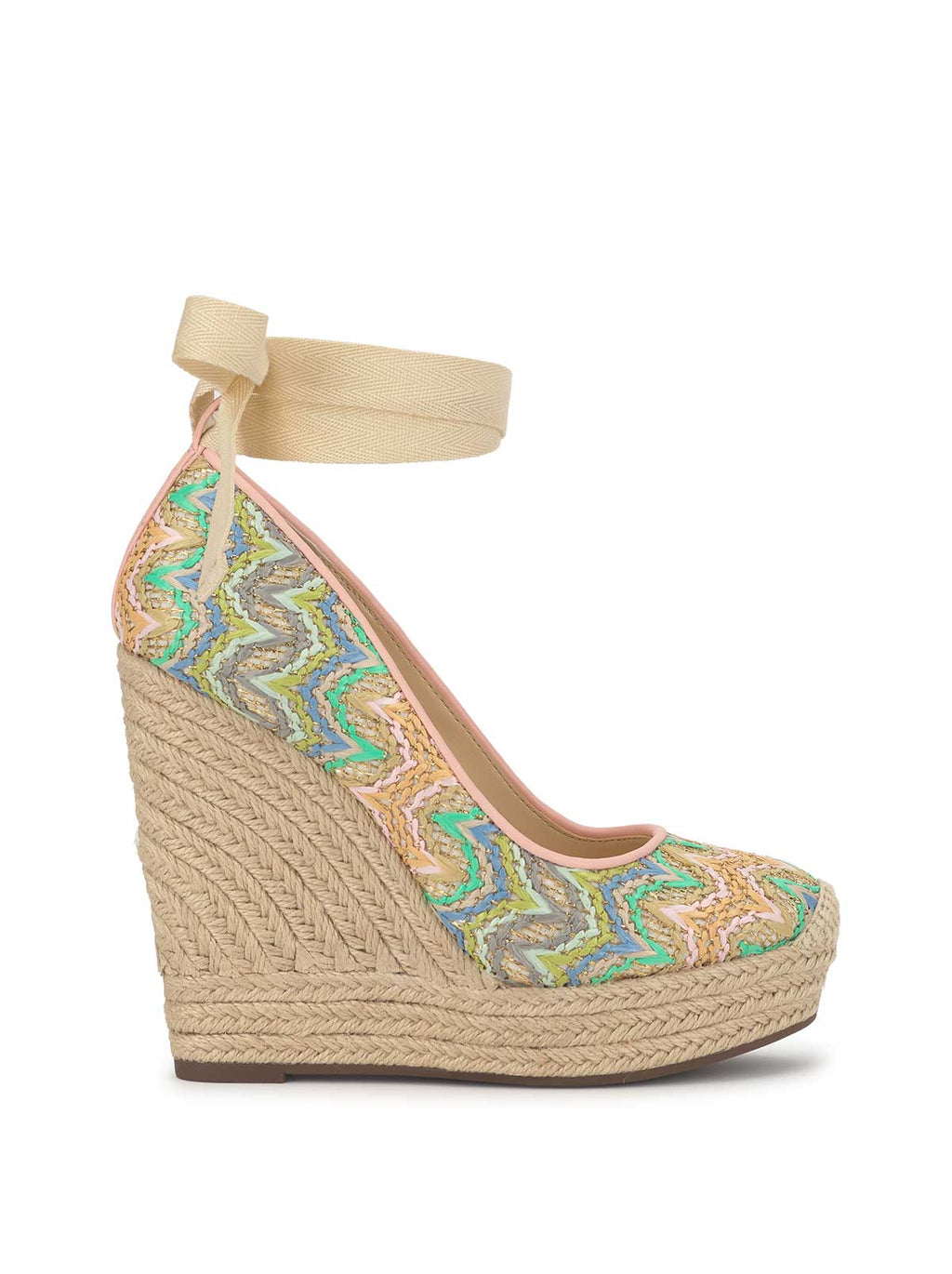 Zexie Platform Wedge in Raffia Chevron