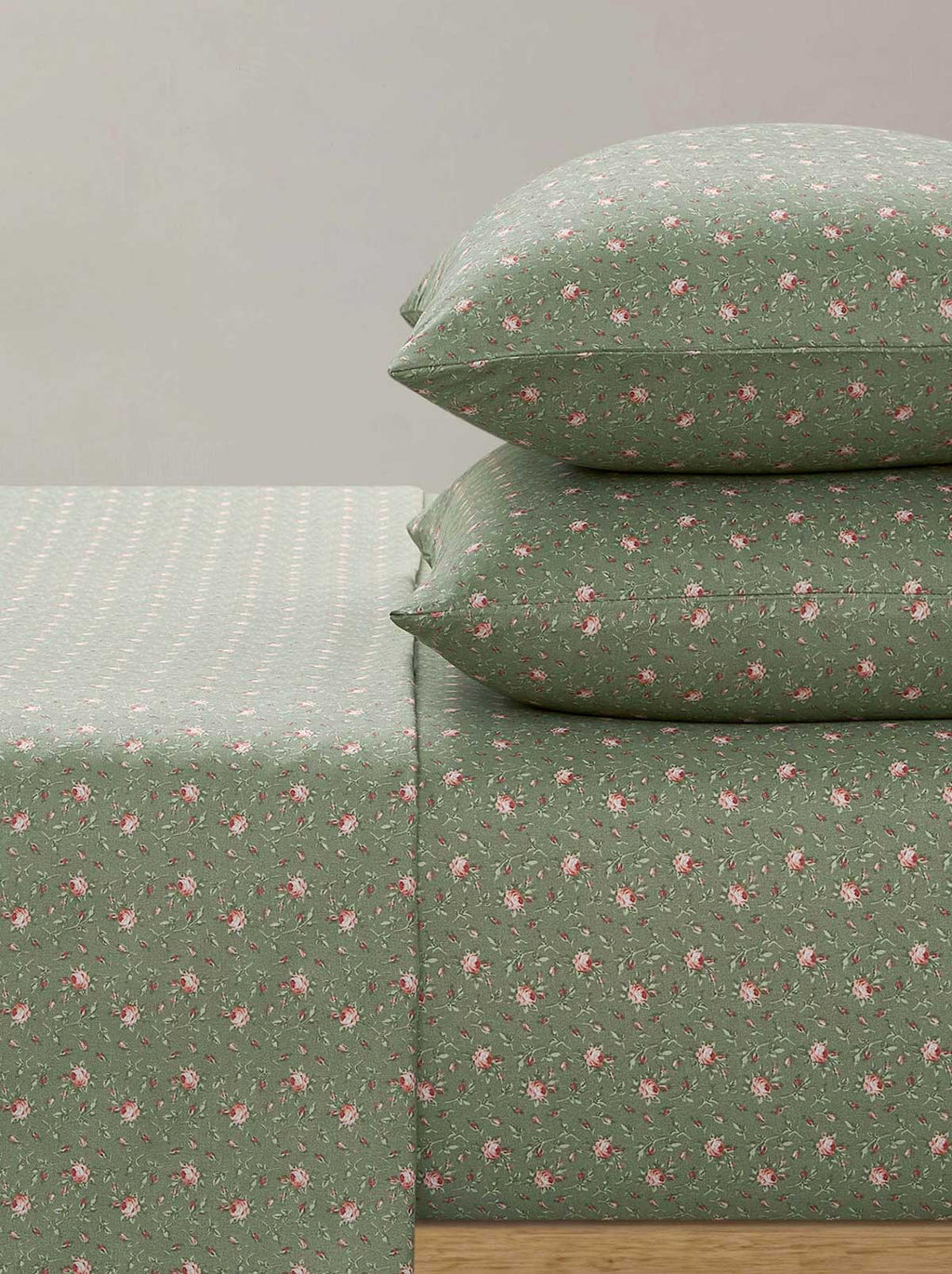 Sheet Set in Cottage Rose Sage Green