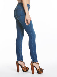 Kiss Me Skinny Jeans in Sweet Charlotte