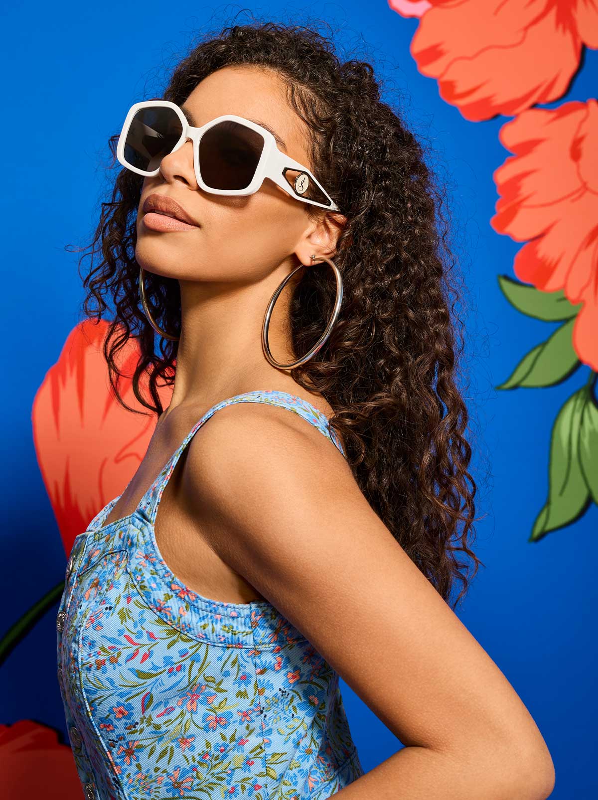 Oversized Geometric Sunglasses in White