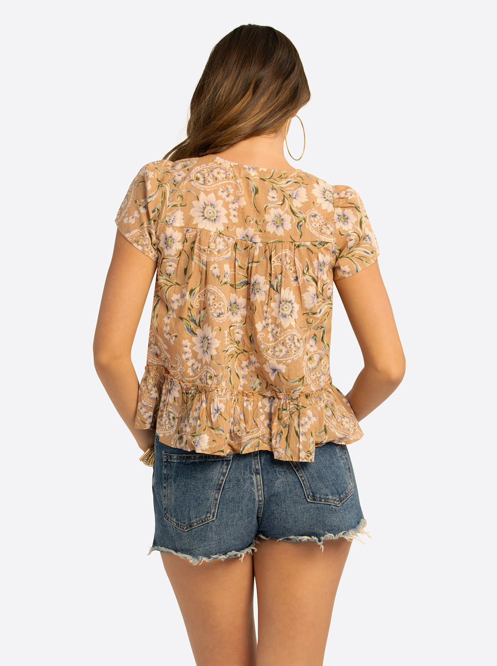 JS Jessica Simpson Mirna Blouse in Camel Victorian Paisley