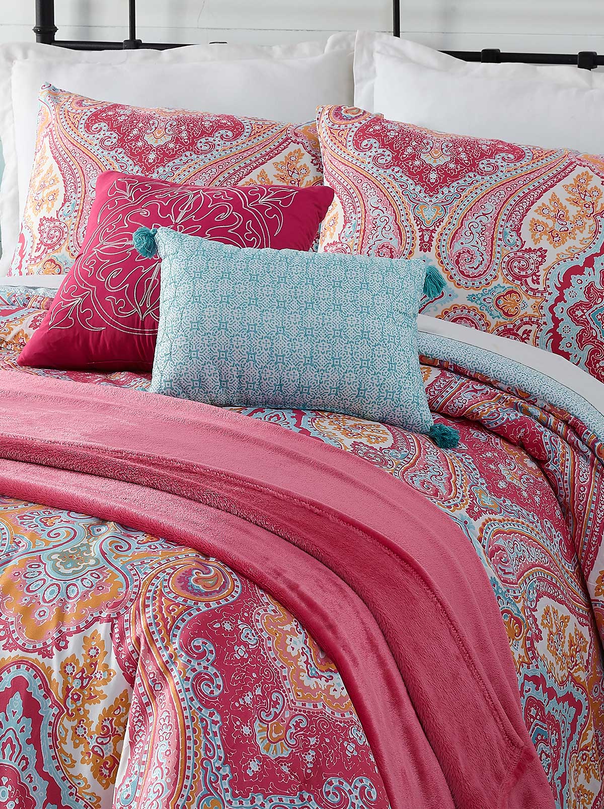 Candes 6-Piece Comforter Set – Jessica Simpson