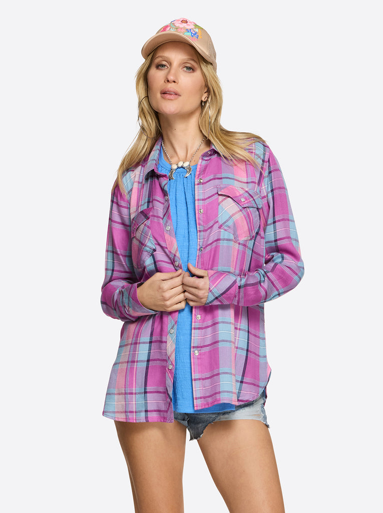 Petunia Shirt in Radiant Orchid Plaid