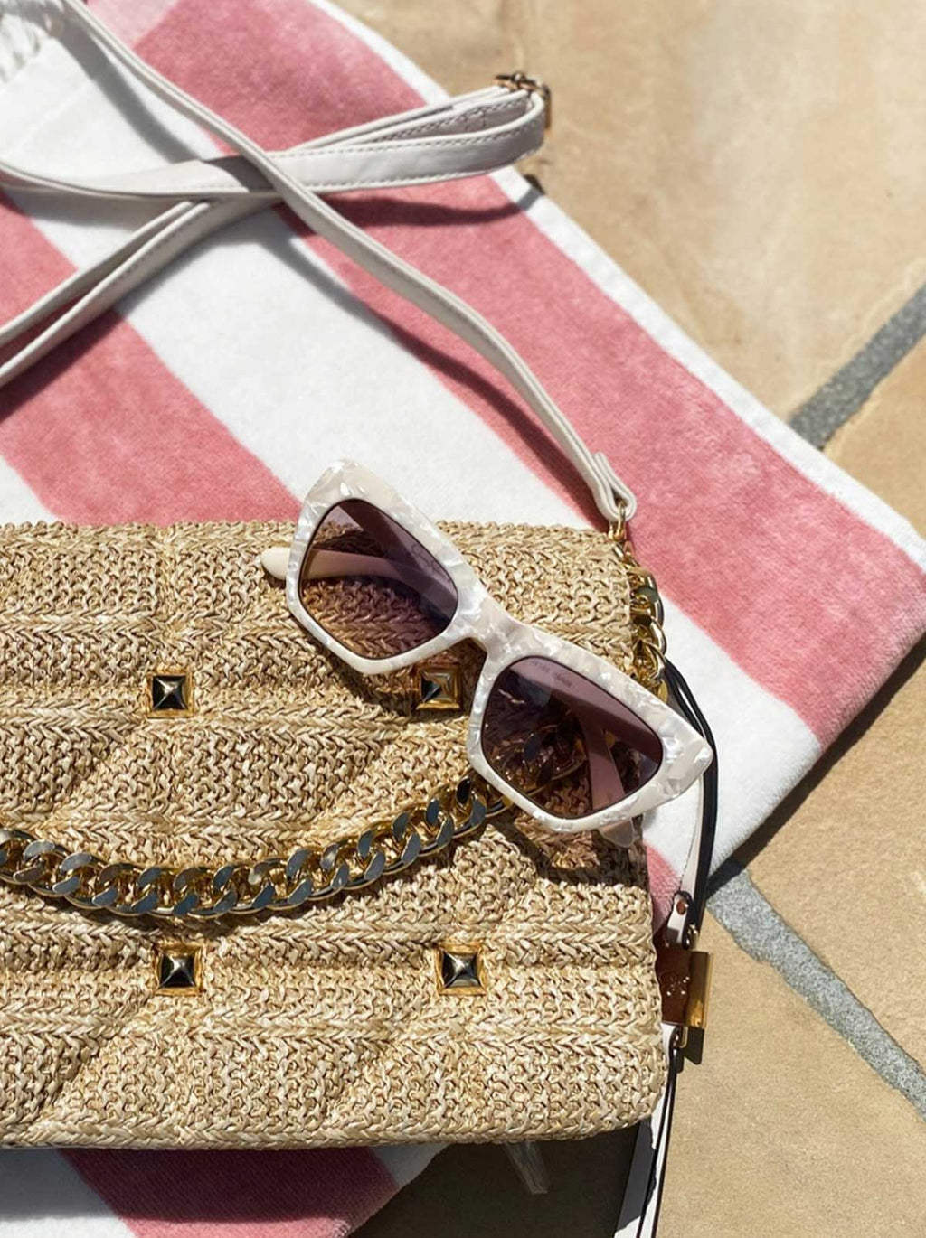 Vintage Cat Eye Sunglasses in Cream Marble