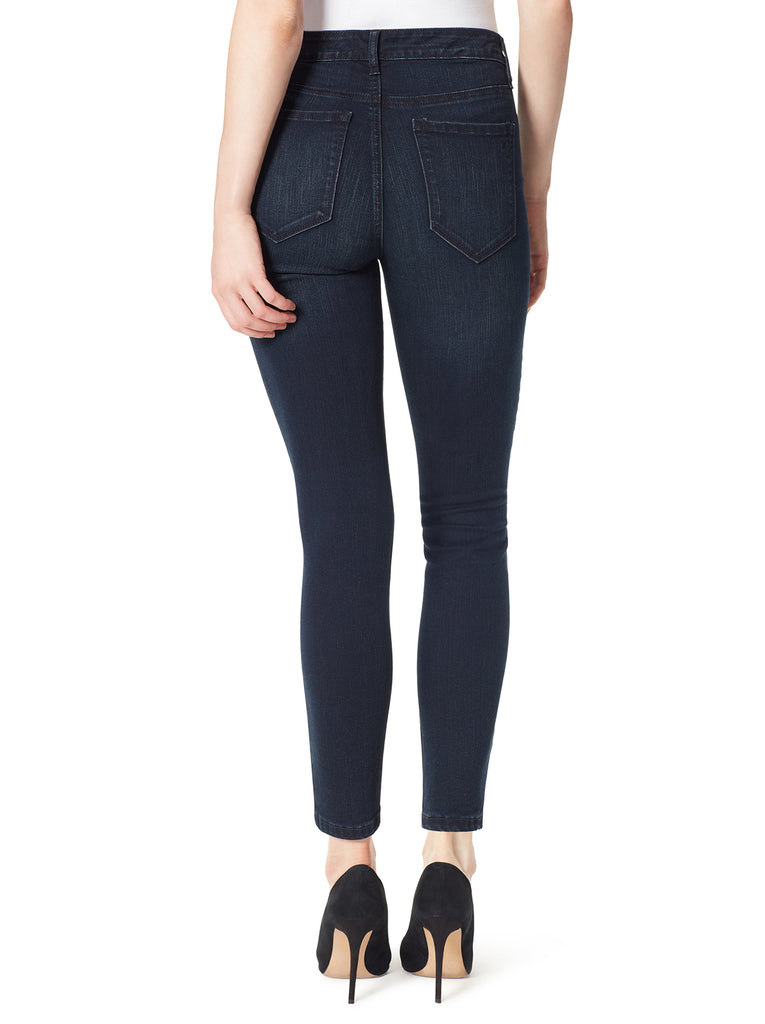 Adored Ankle Skinny Jeans in Sevy