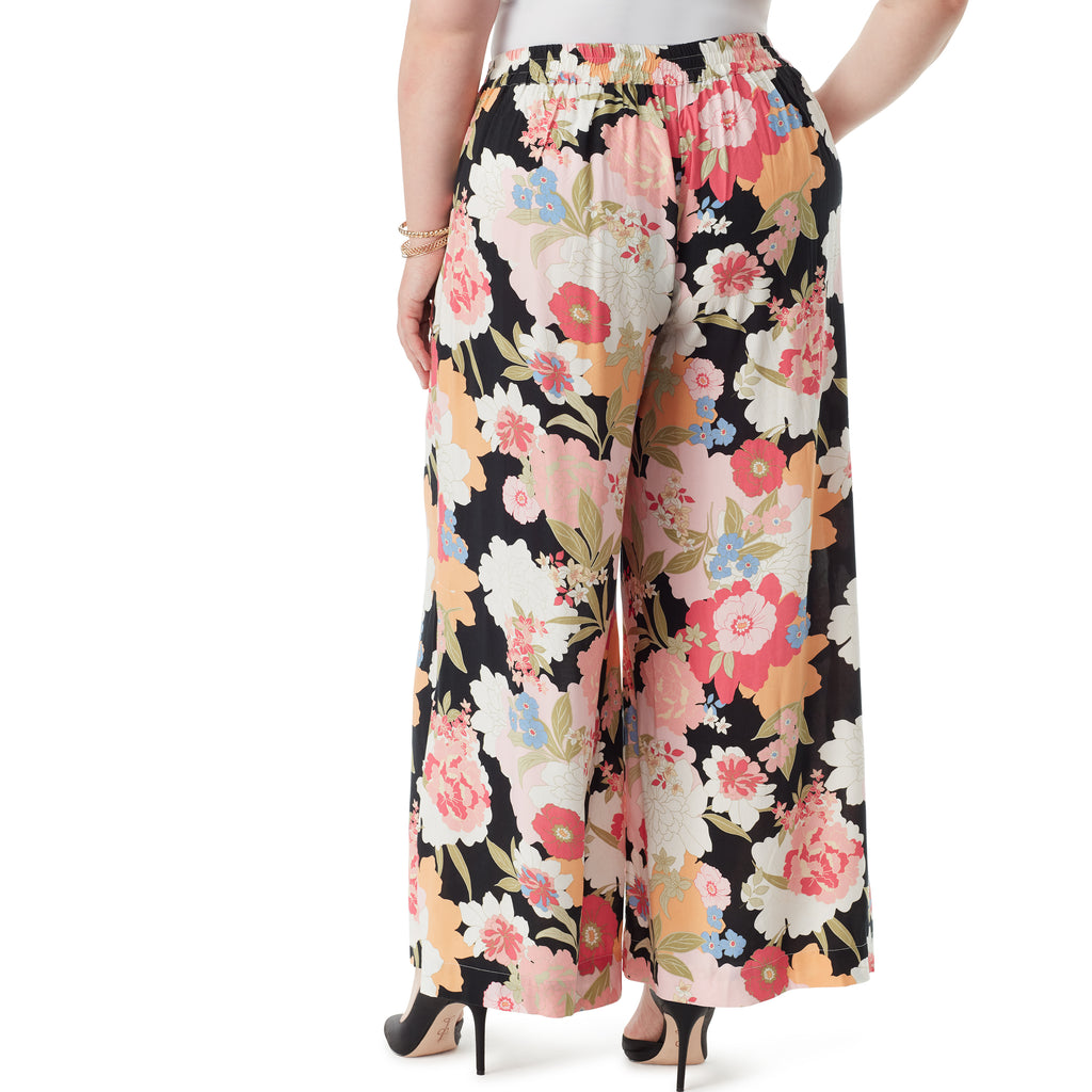 Shaye Pant in Blooms In The Bay