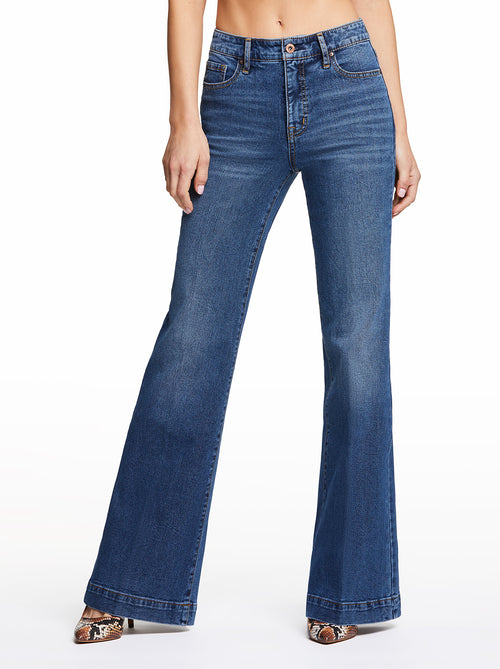 True Love Wide Leg Trouser Jeans in Sia